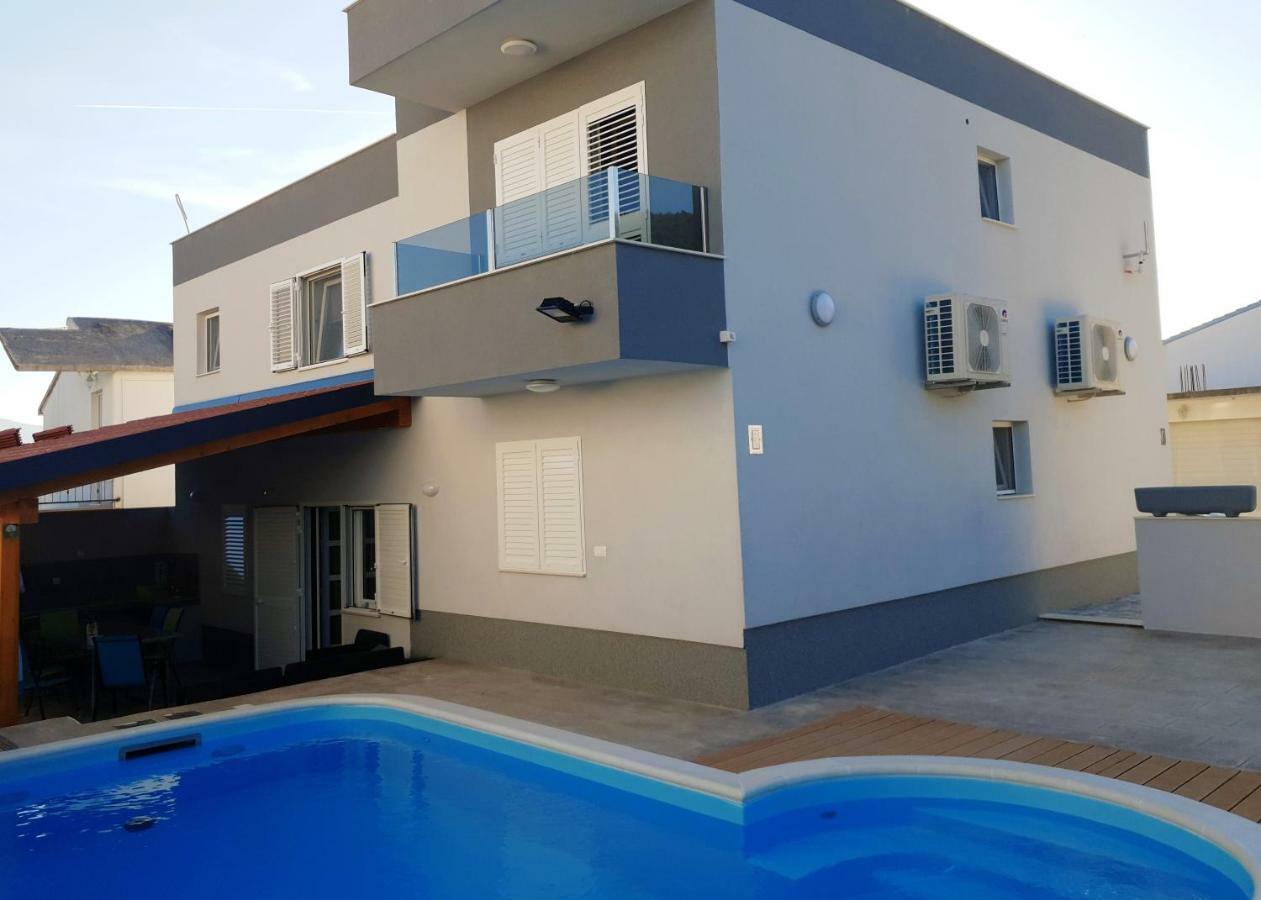 Villa Freya - Vacation House سلاتين المظهر الخارجي الصورة