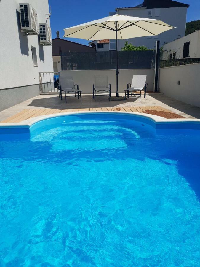 Villa Freya - Vacation House سلاتين المظهر الخارجي الصورة